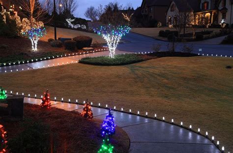 Christmas Driveway Lights .